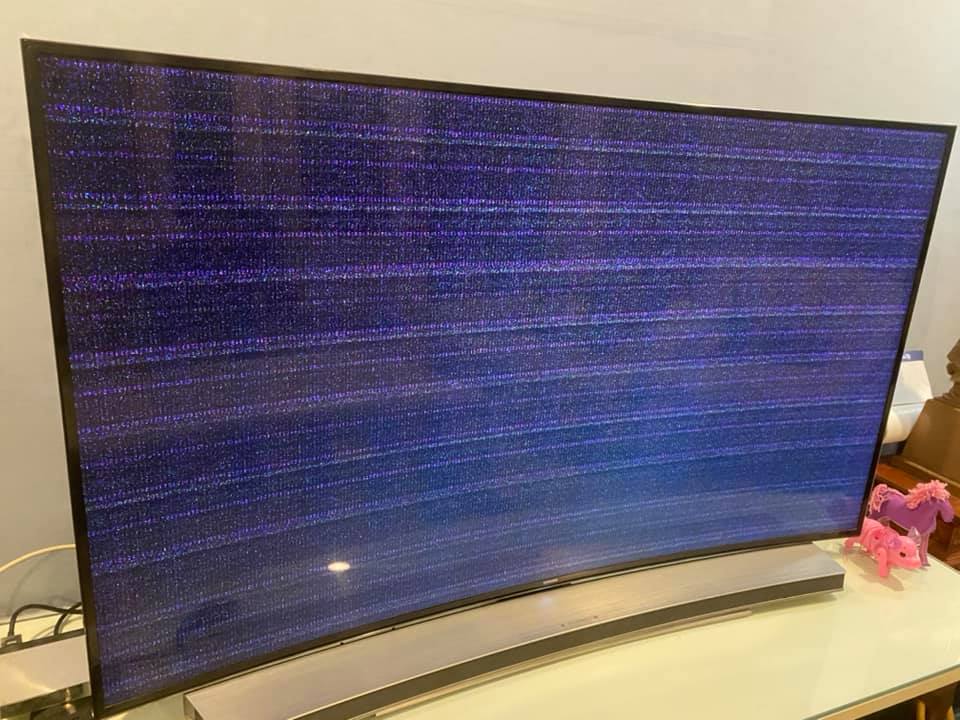 Màn Hình Tivi LG Bị Sọc Ngang