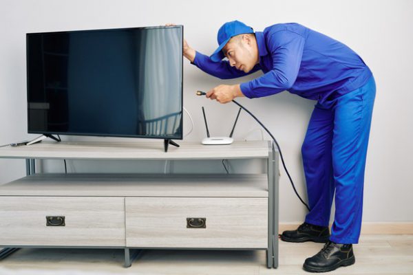 Thợ Sửa Tivi LG Chuyên Nghiệp Tại Nhà